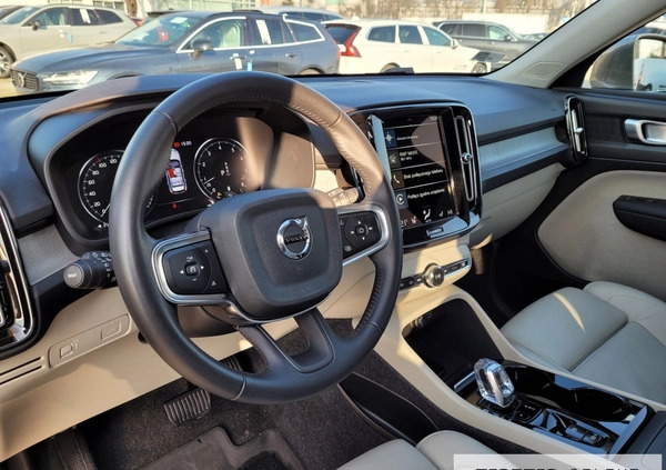 Volvo XC 40 cena 157777 przebieg: 68000, rok produkcji 2020 z Bielsk Podlaski małe 379